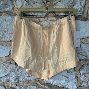 RVCA Women’s Medium Cream Yellow Elastic Waist Shorts Casual Beach Surf NWT